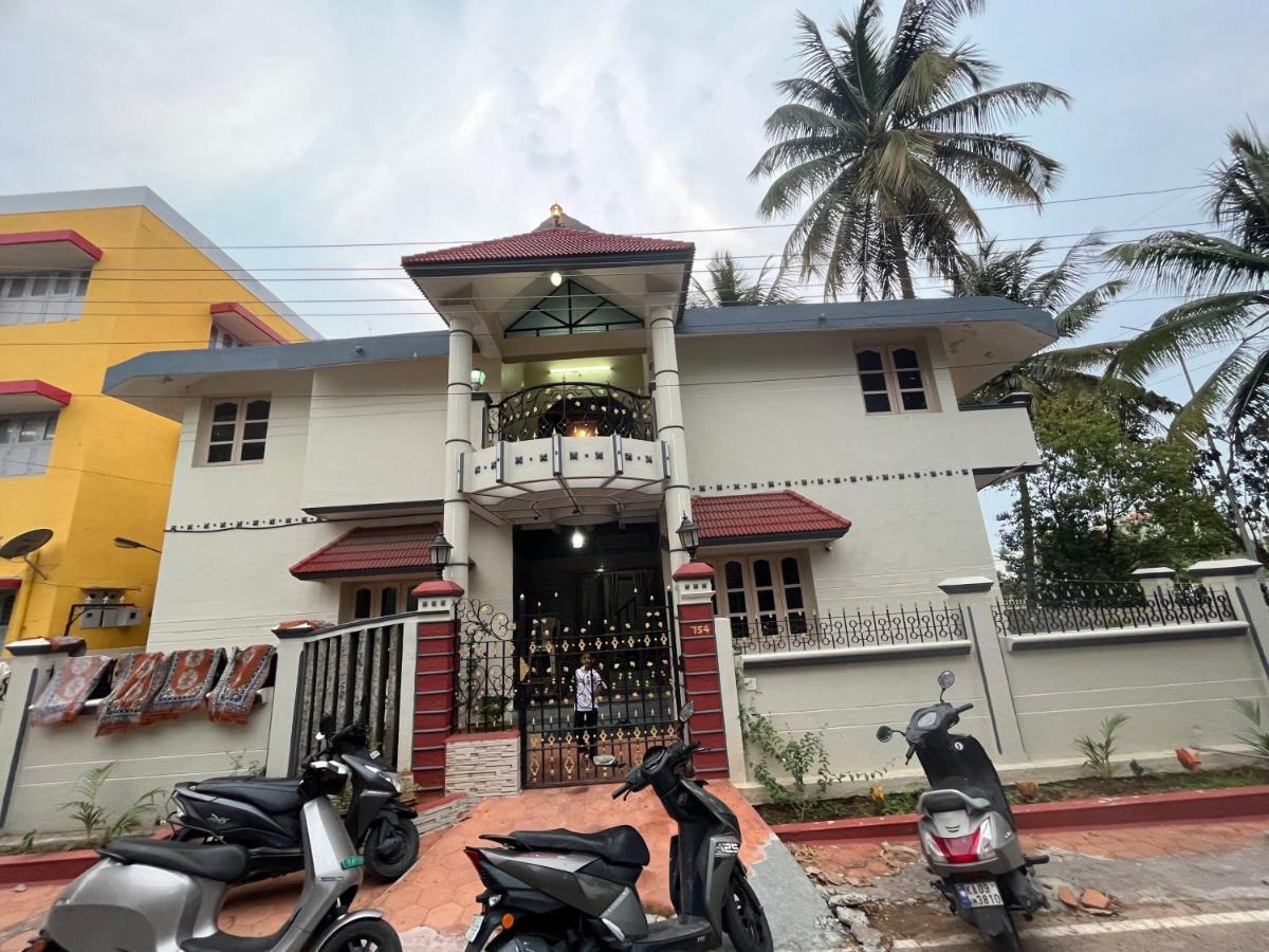 N A S Homestay Mysore Exteriör bild