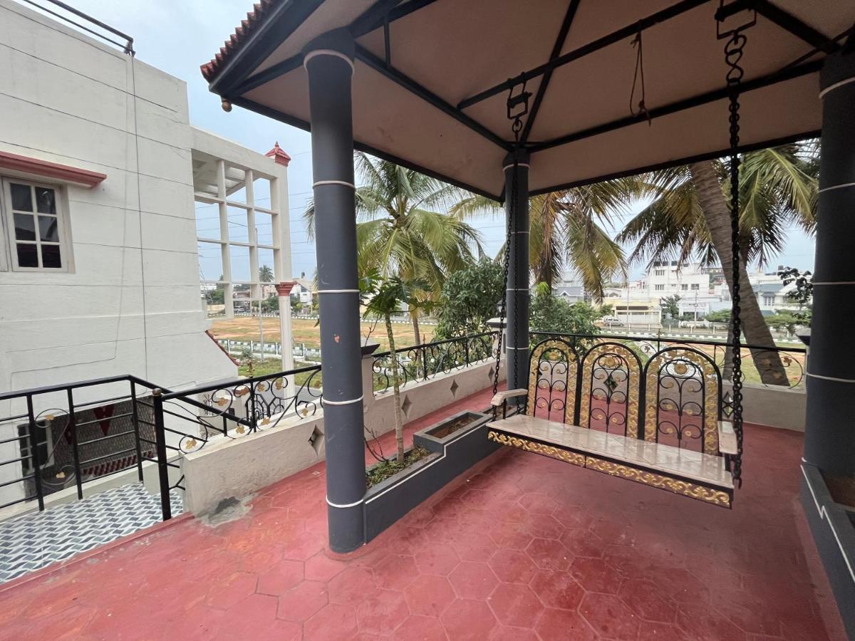 N A S Homestay Mysore Exteriör bild